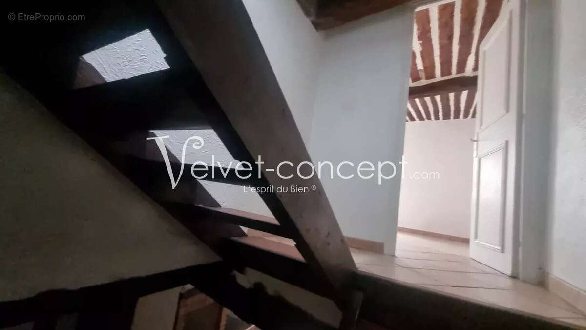 Appartement à VALBONNE