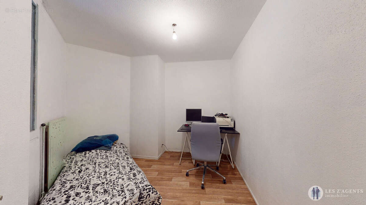 Appartement à SAINT-MARTIN-D'HERES