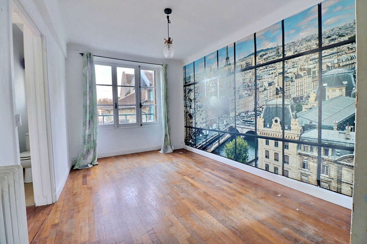 Maison à MAREIL-MARLY