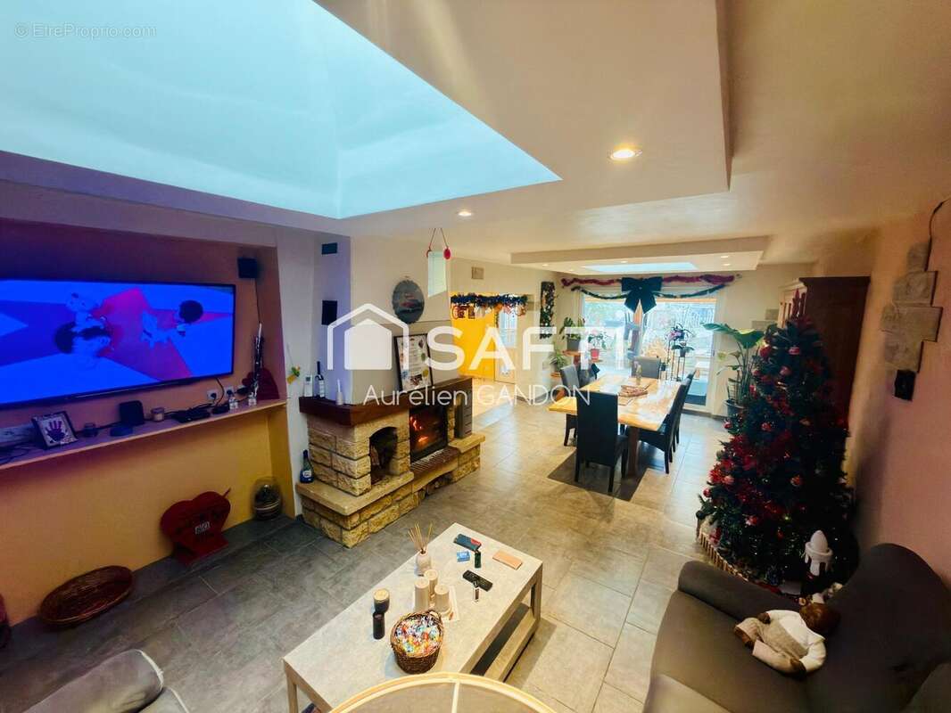 Photo 2 - Maison à EPINEAU-LES-VOVES