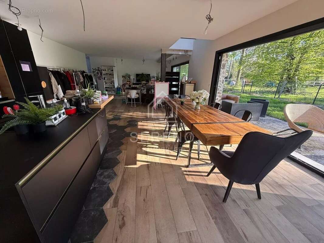 Appartement à POMPONNE