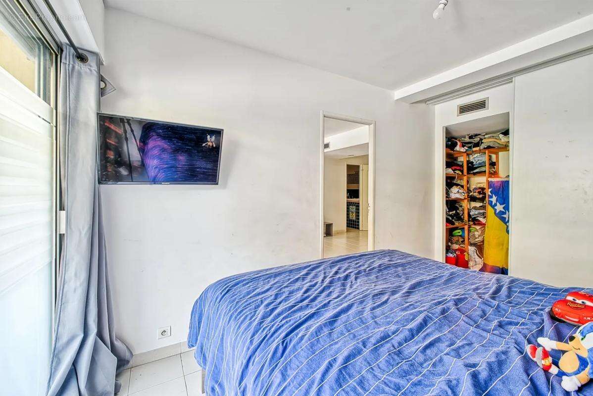 Appartement 2 pièces de 55 m² à Saint-Laurent-du-Var - photo 11