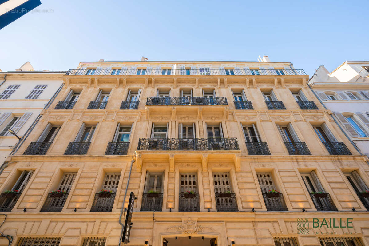 Appartement à MARSEILLE-6E