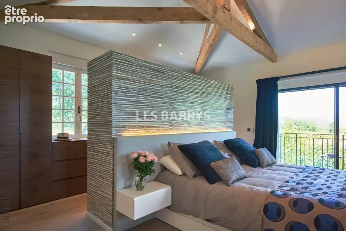 Rare villa de prestige à vendre à Gassin avec piscine et héliport - photo 34