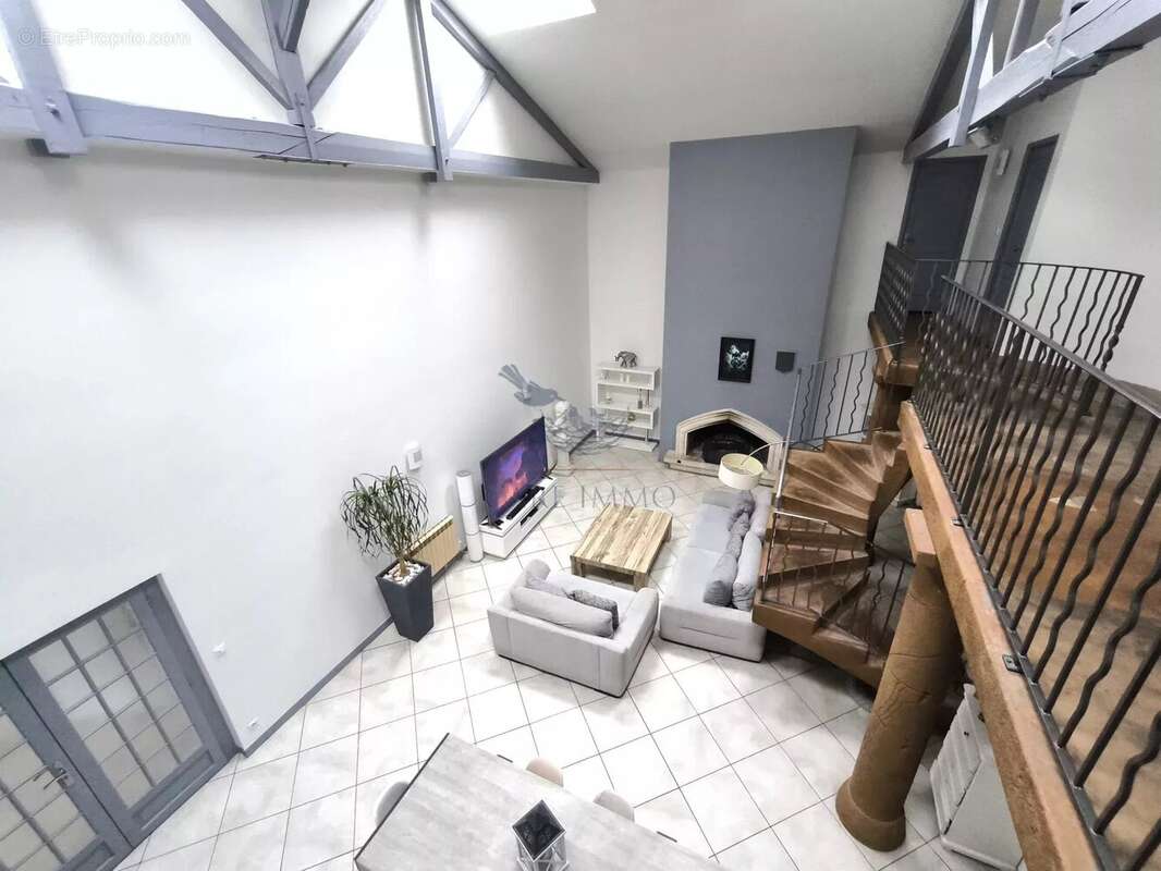 Appartement à LIERGUES