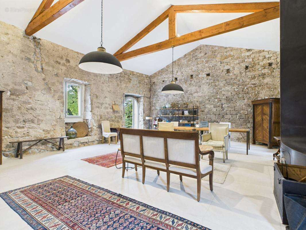 Maison à CHASSIERS