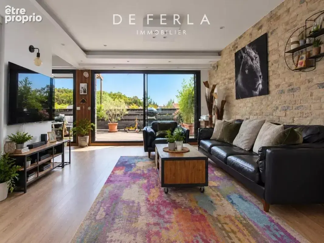 Montreuil — loft de 143 m², deux terrasses et accès direct par ascenseur - photo 3