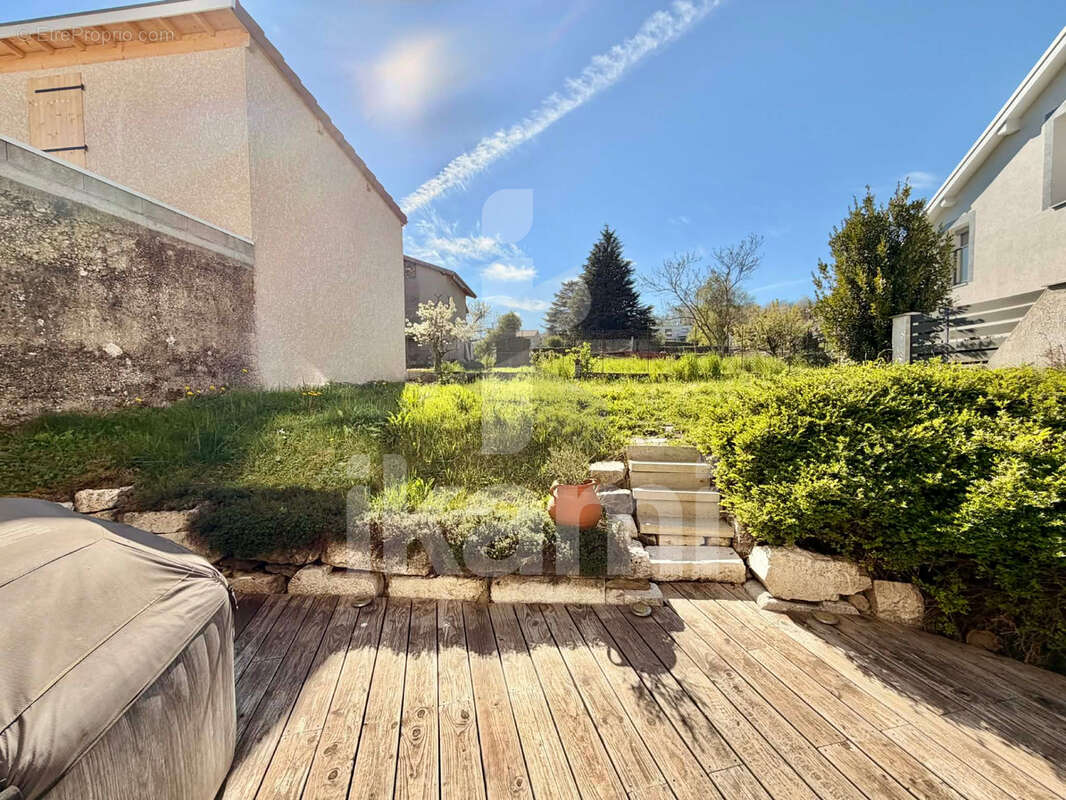 Maison à COUBLEVIE