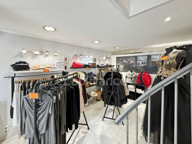 Commerce à LE CREUSOT