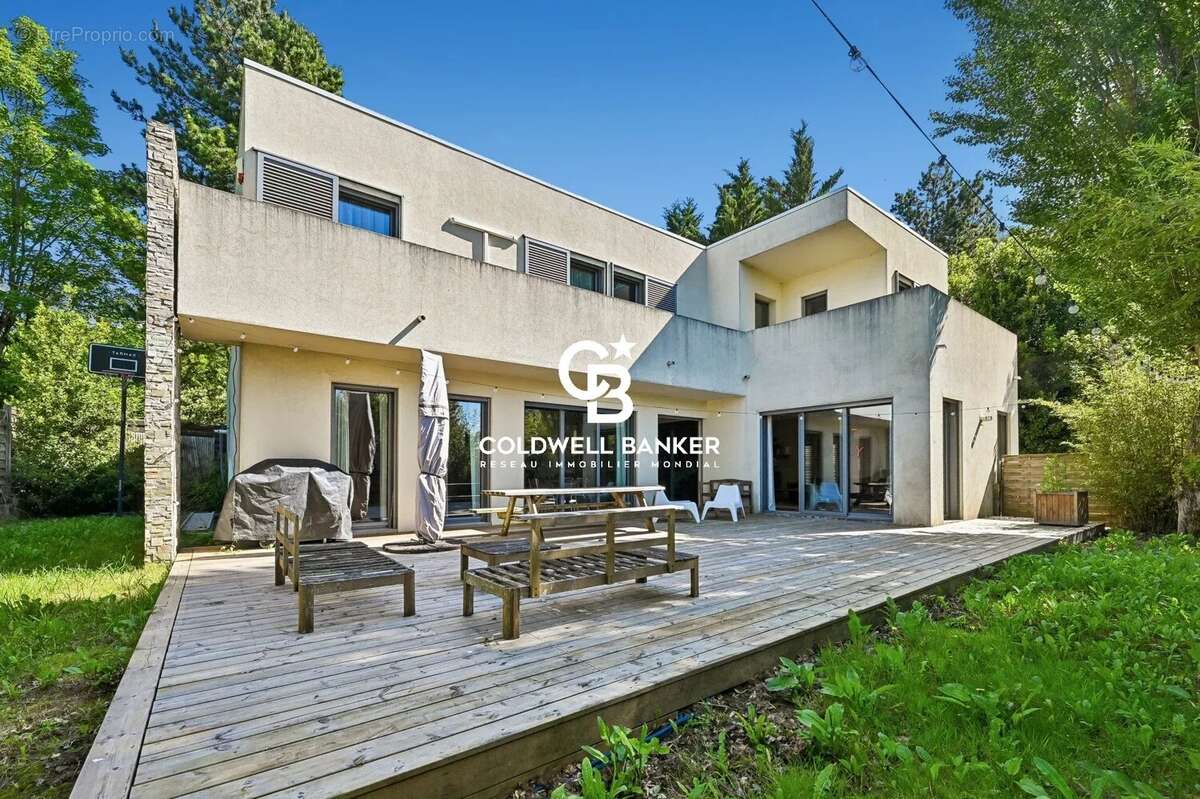 Maison à MONTMORENCY
