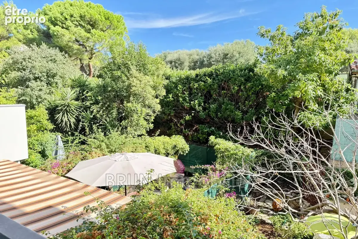 Photo Appartement à Antibes au prix de 216 000€