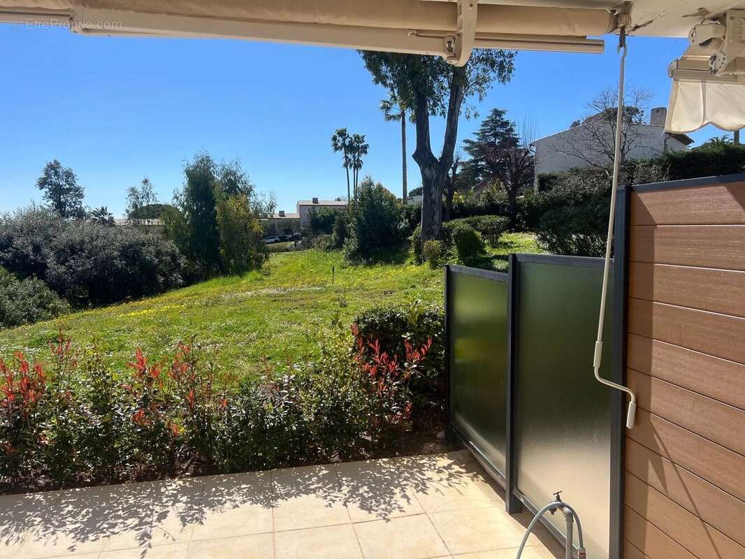 Appartement à VILLENEUVE-LOUBET