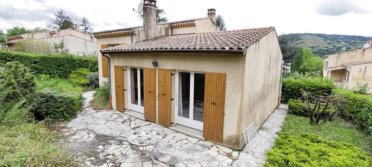 Maison à TOURNON-SUR-RHONE