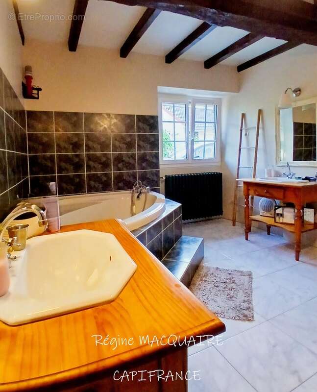 Elégante longère rénovée – 116 m² env– 3 chambres – Extérieurs raffinés -  Rareté & coup de cœur – Secteur Villers‑Bocage - photo 11