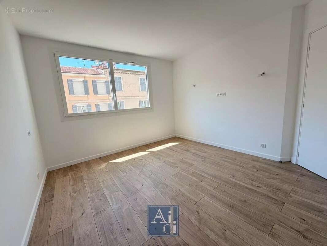Appartement 3 pièces Cannes Grand Hôtel - photo 17