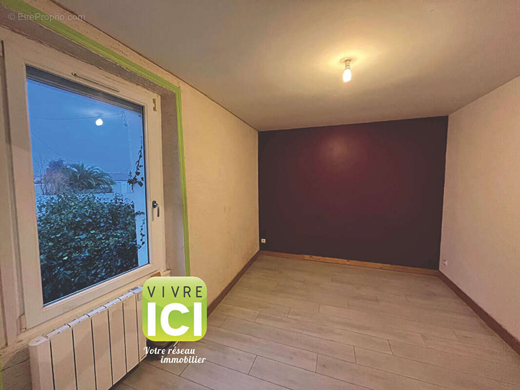 Maison à SAINT-JULIEN-DE-CONCELLES