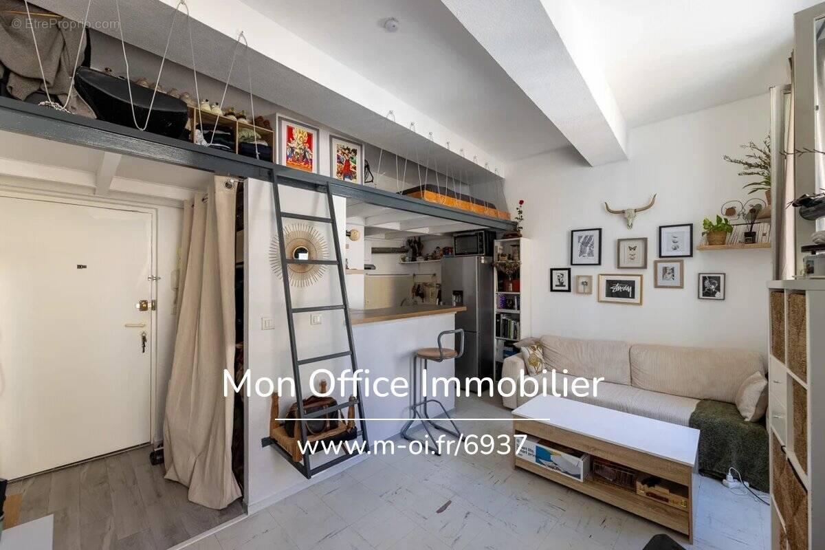 Appartement à MARSEILLE-1E