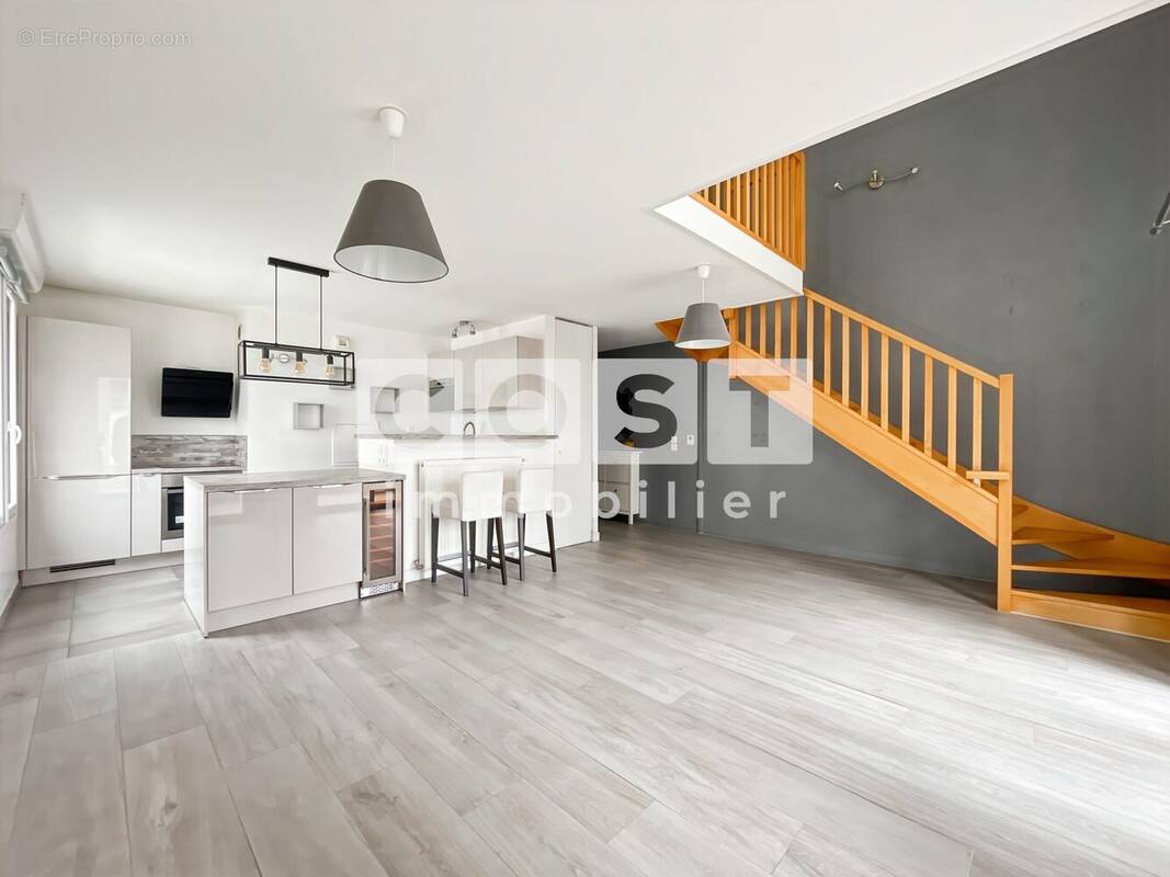 Appartement à ASNIERES-SUR-SEINE