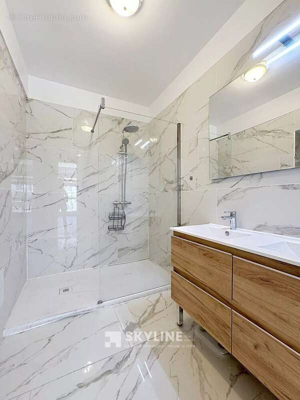 Appartement 115 m² à Marseille-8e  - photo 8
