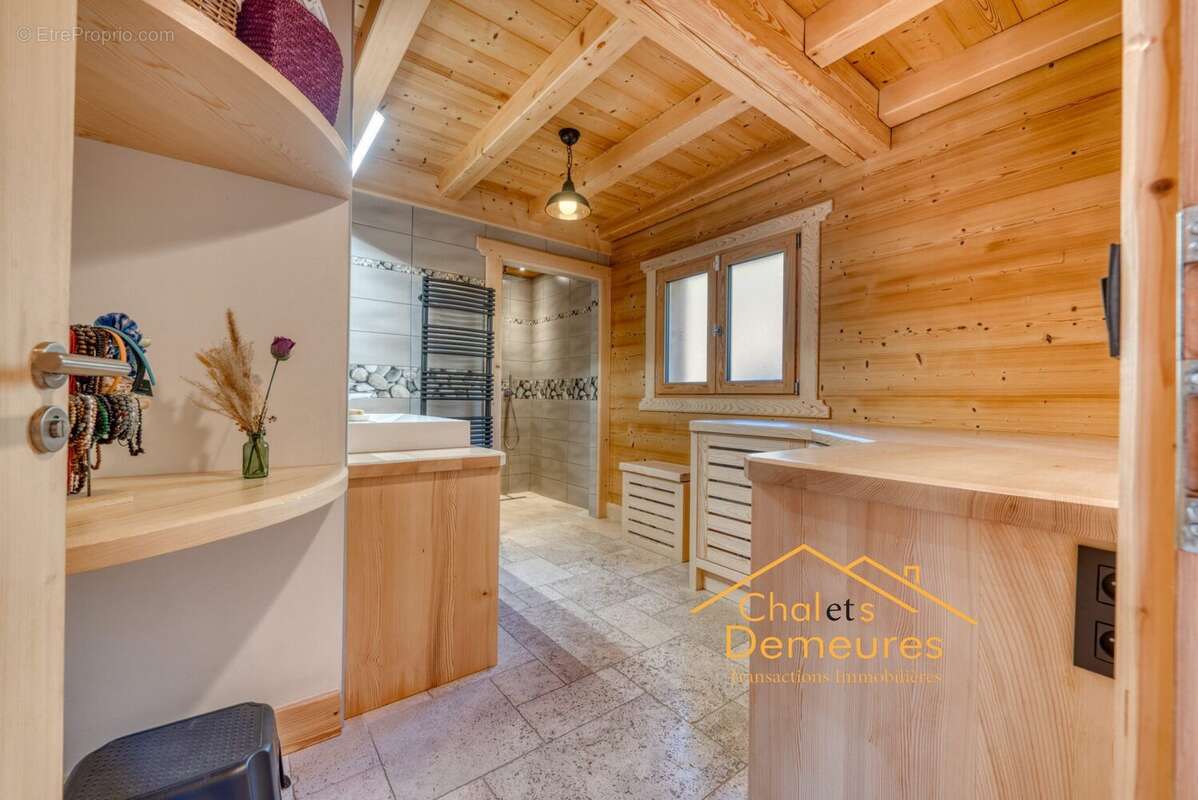 Maison 174 m² à Praz-Sur-Arly  - photo 2