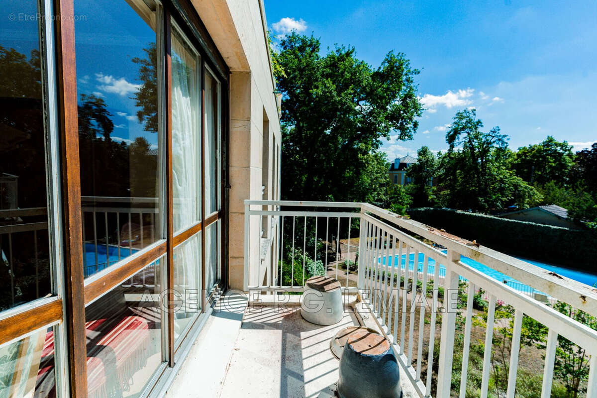Appartement à MAISONS-LAFFITTE