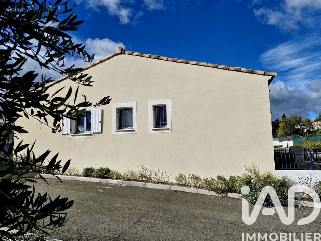 Photo 2 - Maison à POILHES