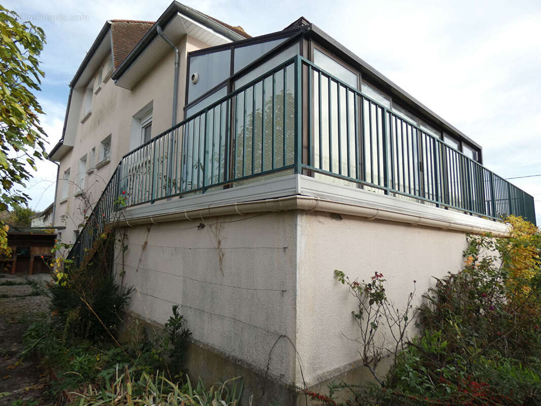 Maison à SAINT-DOULCHARD