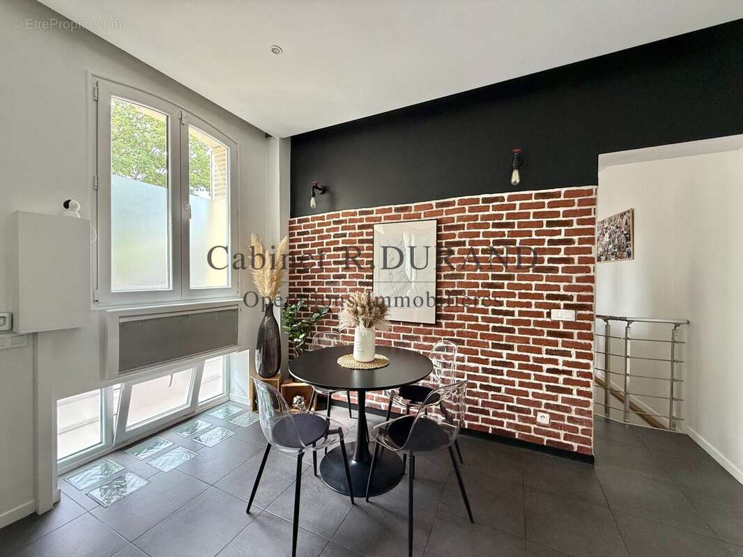 Appartement à COLOMBES