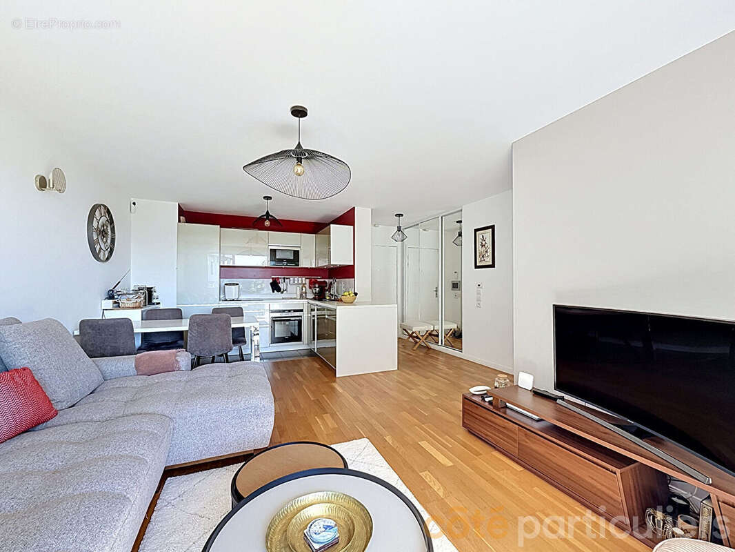 Appartement à ISSY-LES-MOULINEAUX