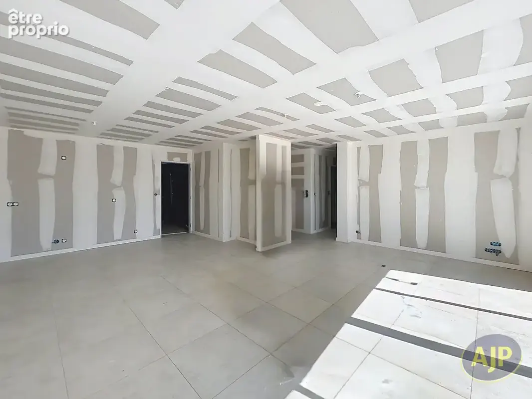 Maison PLAIN PIED Châteaubriant 4 pièce(s) 80 m2 - photo 3