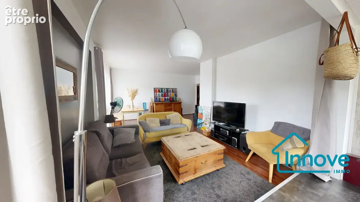 Appartement 3 pièces 75 m² à vendre à Rocquencourt (78150) - photo 2