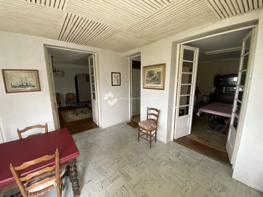 Maison 144 m² à Mirebeau  - photo 5