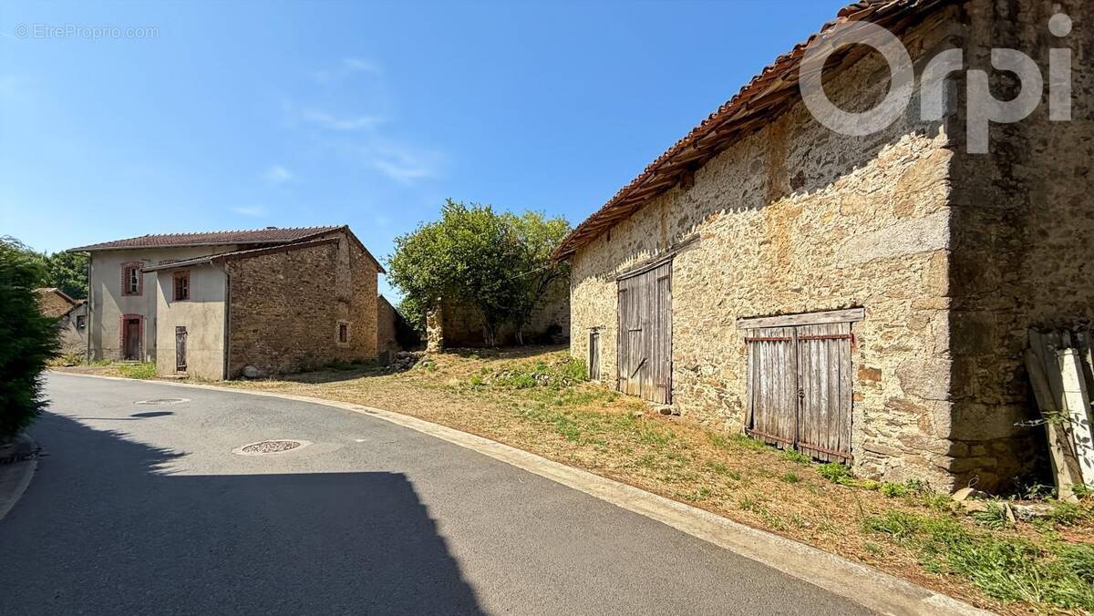 Maison à SAINT-MARTIN-TERRESSUS