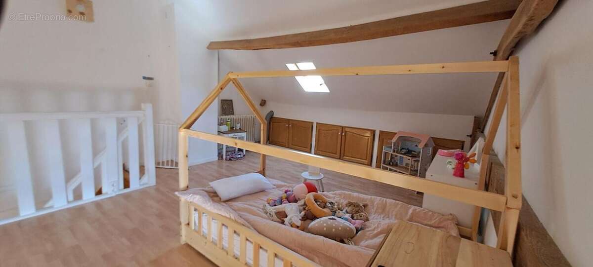 Maison à SAINT-PAUL-LA-ROCHE