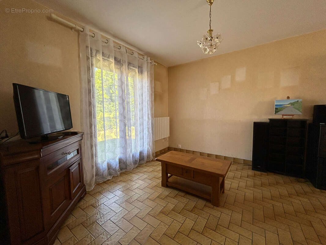 Maison de plain-pied 3 chambres avec sous-sol complet à Flesselles - photo 7
