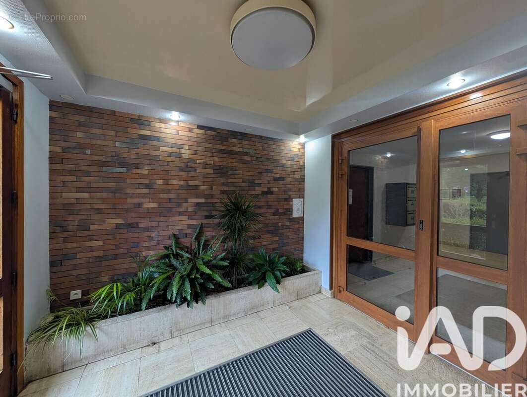 Photo 9 - Appartement à SAINT-ANDRE-LES-VERGERS