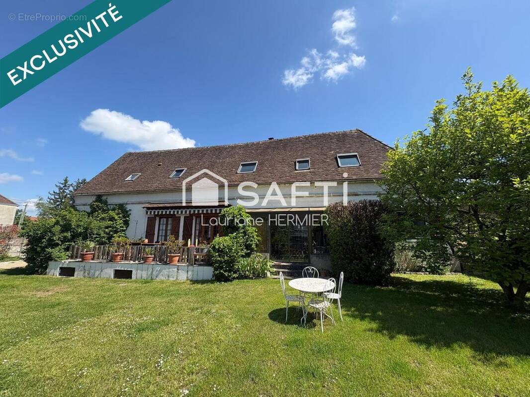 Photo 1 - Maison à MICHERY