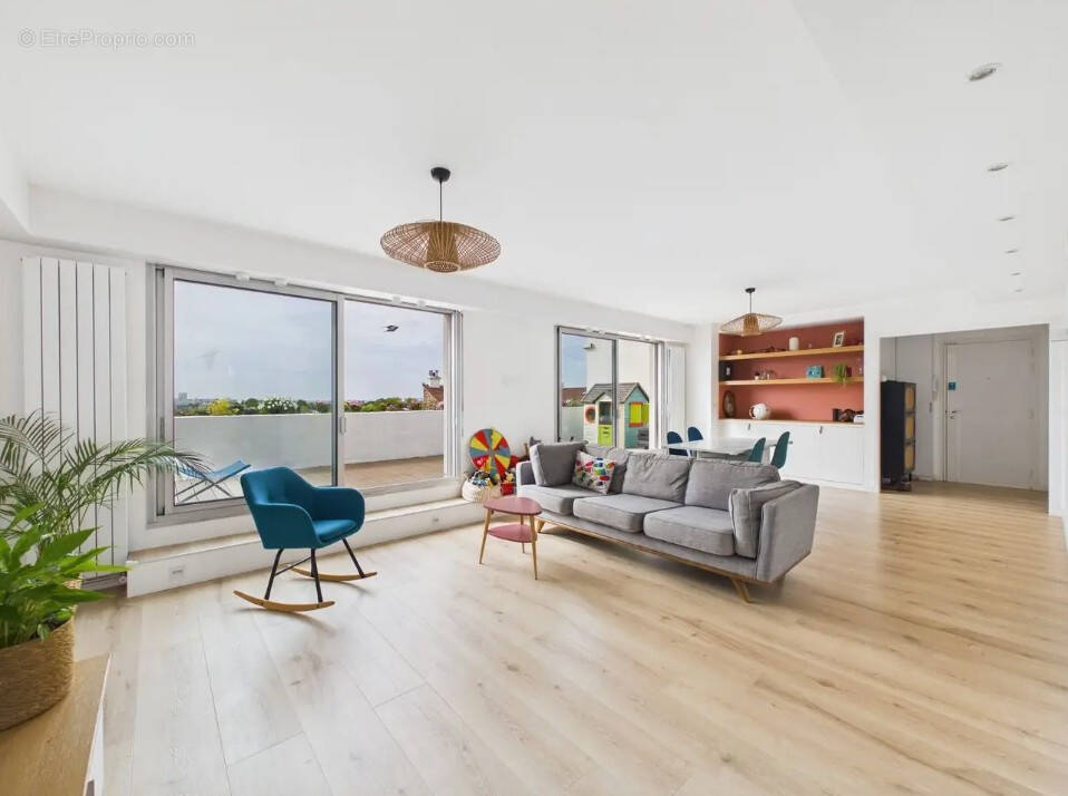 Appartement à LE RAINCY