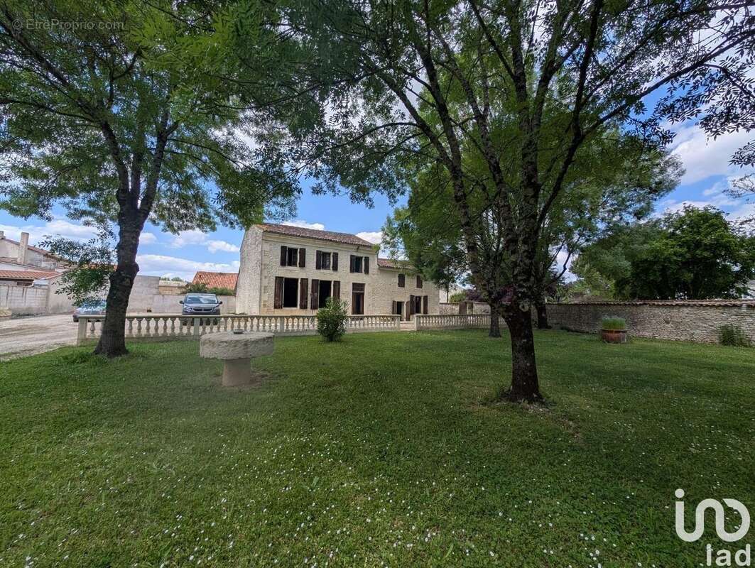 Photo 4 - Maison à NANTILLE