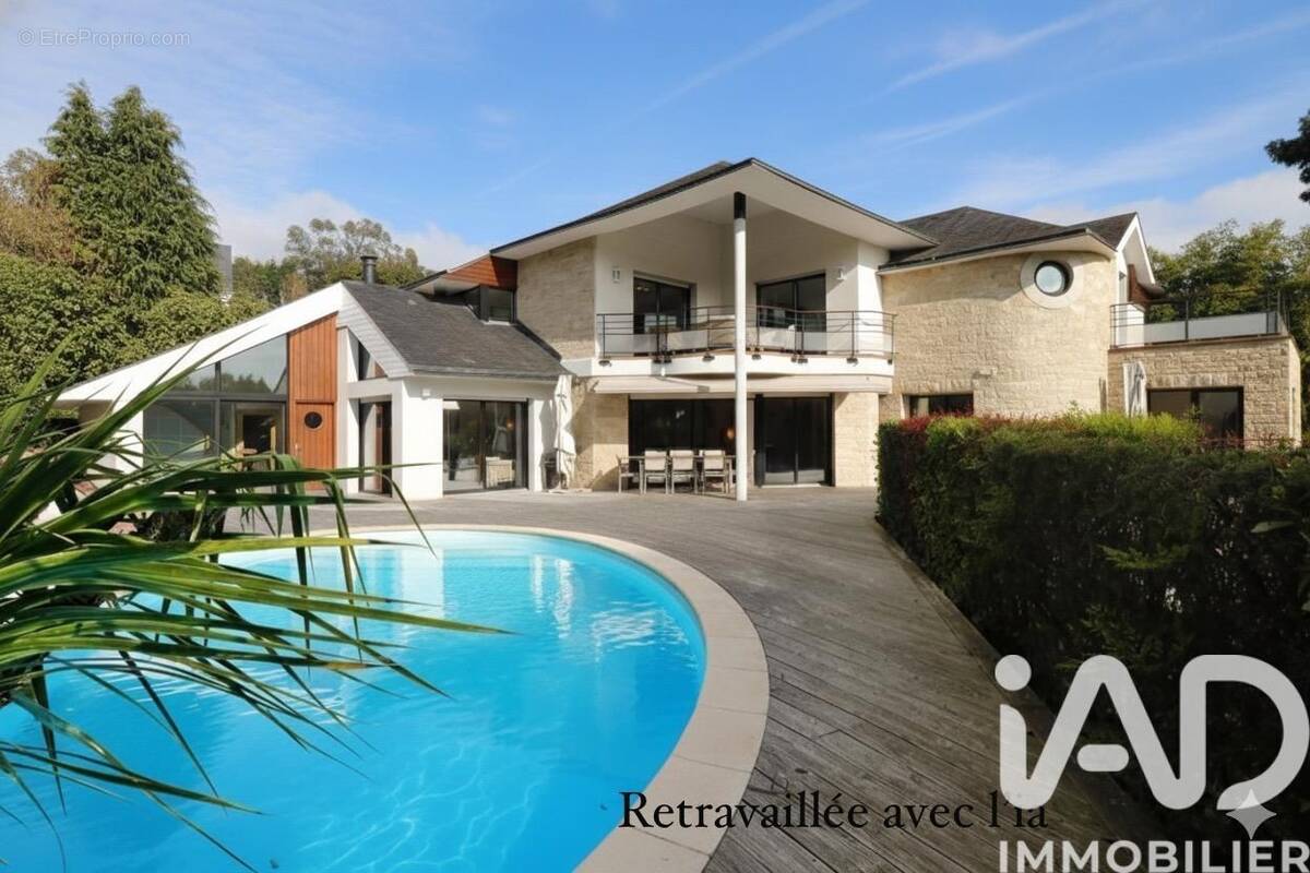 Photo 1 - Maison à SAINT-AVE