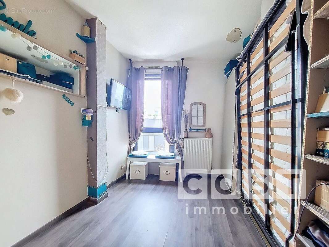 Appartement à GENNEVILLIERS