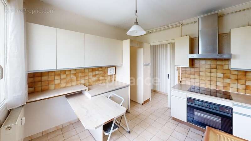 Appartement à RILLIEUX-LA-PAPE
