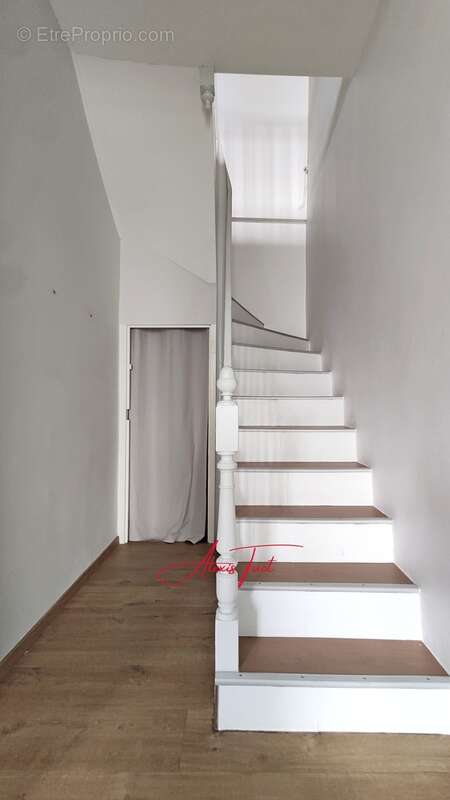 Maison à SAINT-LOUBES