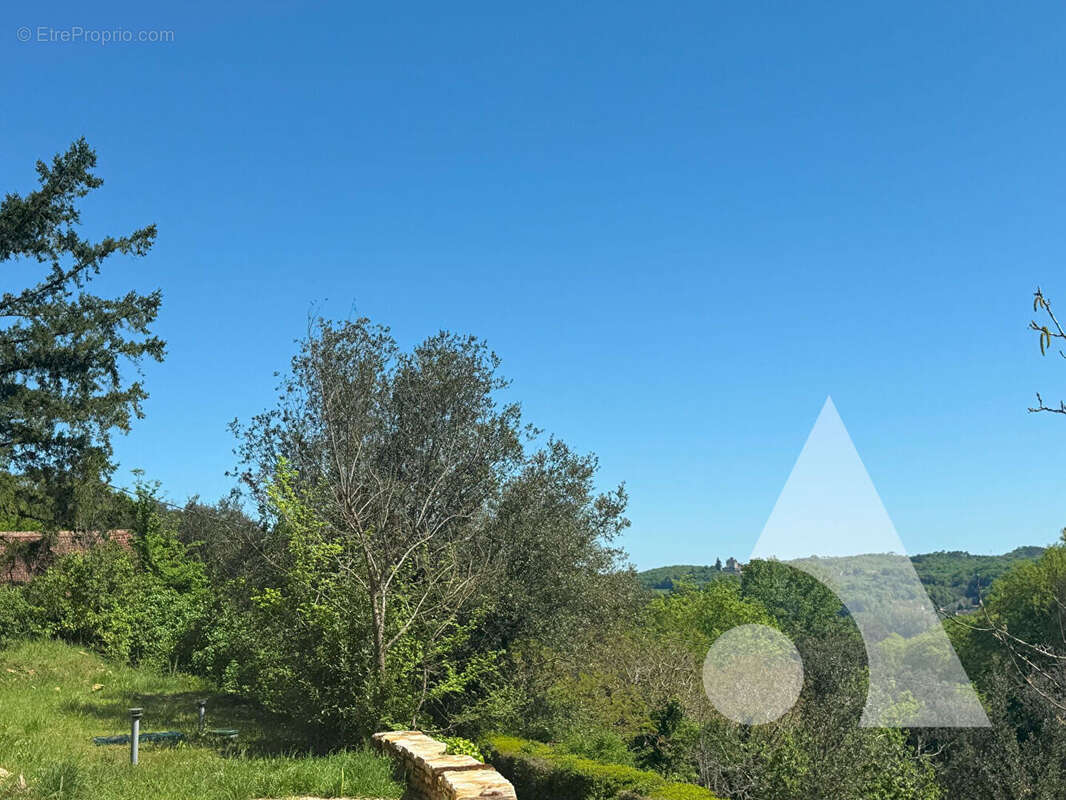 Autre à CALVIAC-EN-PERIGORD