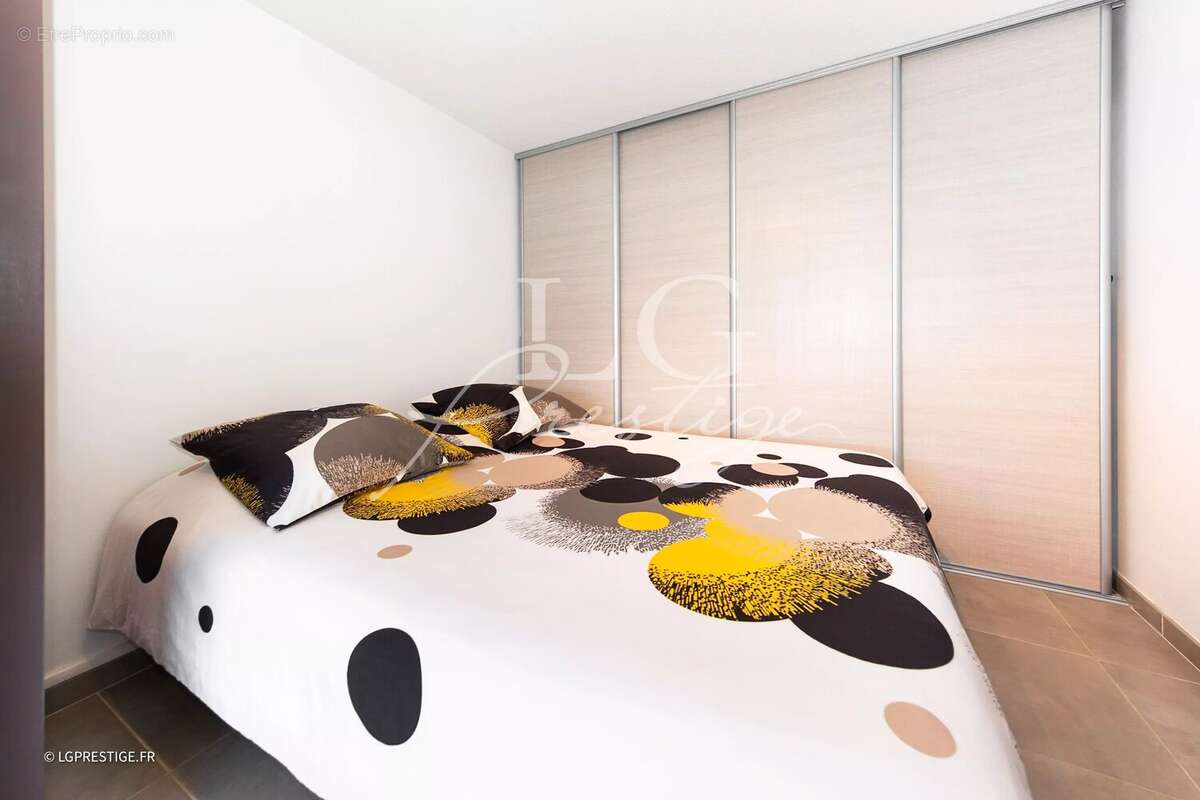 Appartement à MANDELIEU-LA-NAPOULE