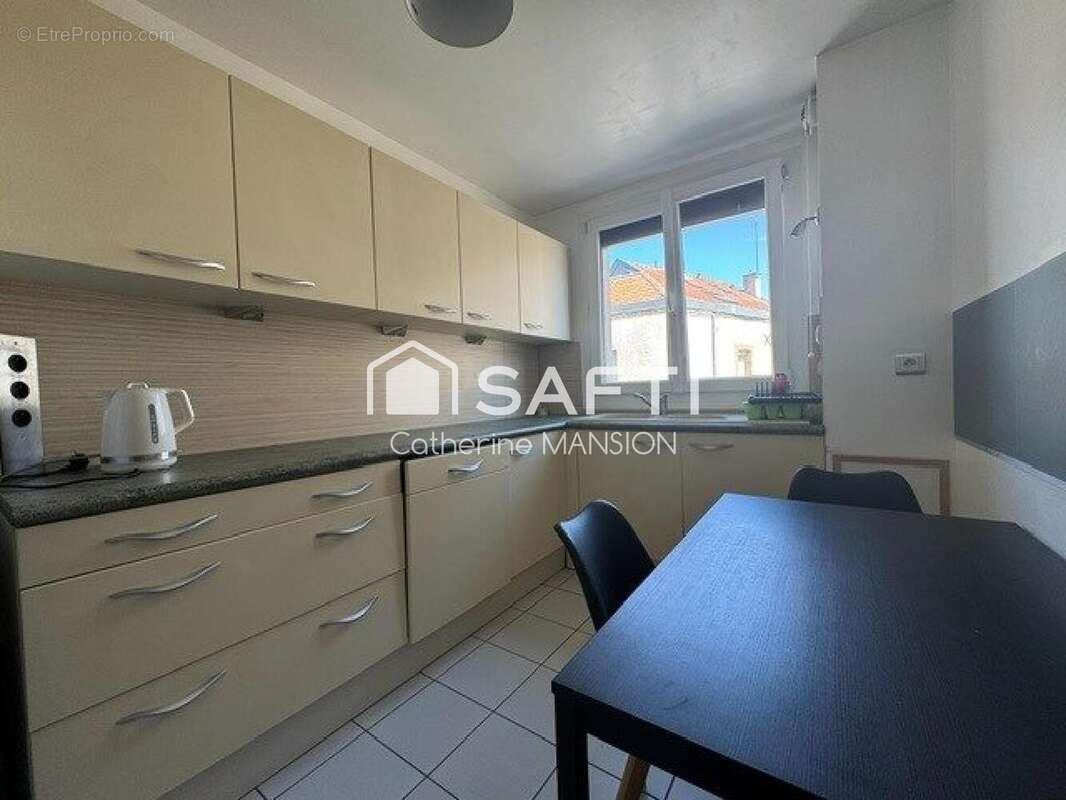 Appartement 81 m² à Reims  - photo 3