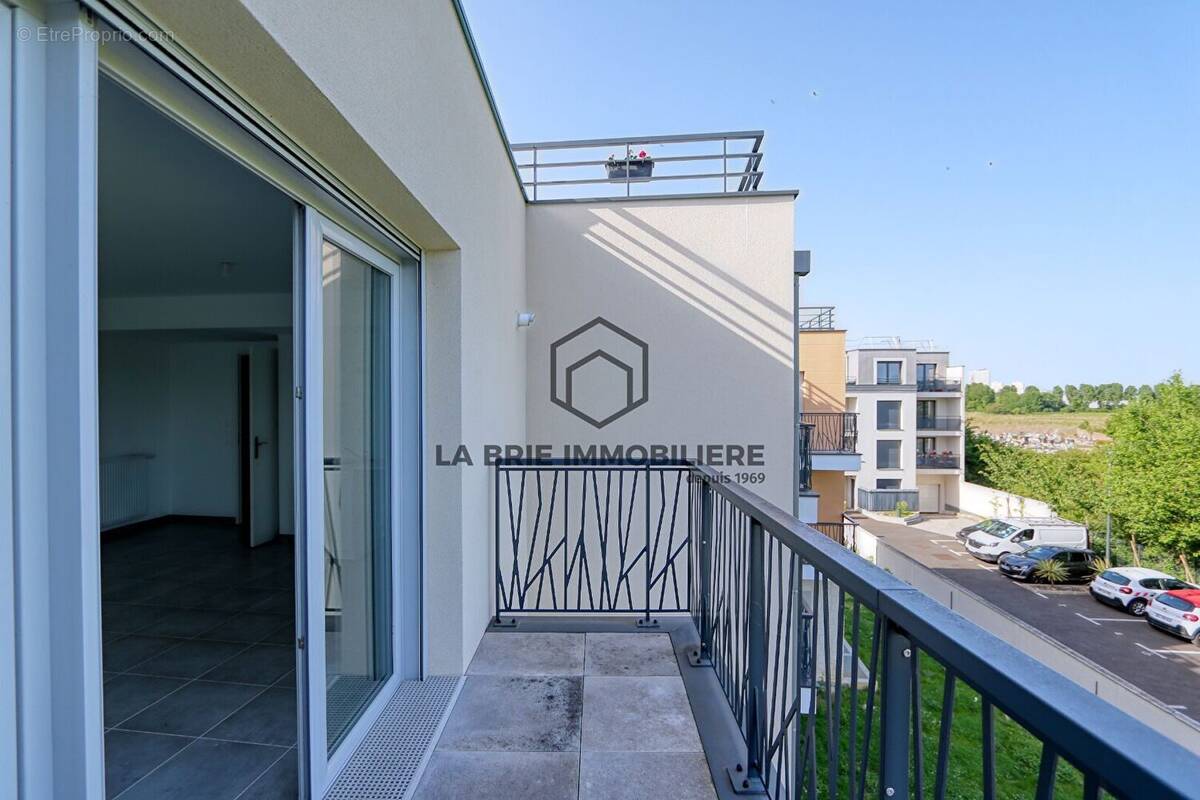 Appartement à CHENNEVIERES-SUR-MARNE