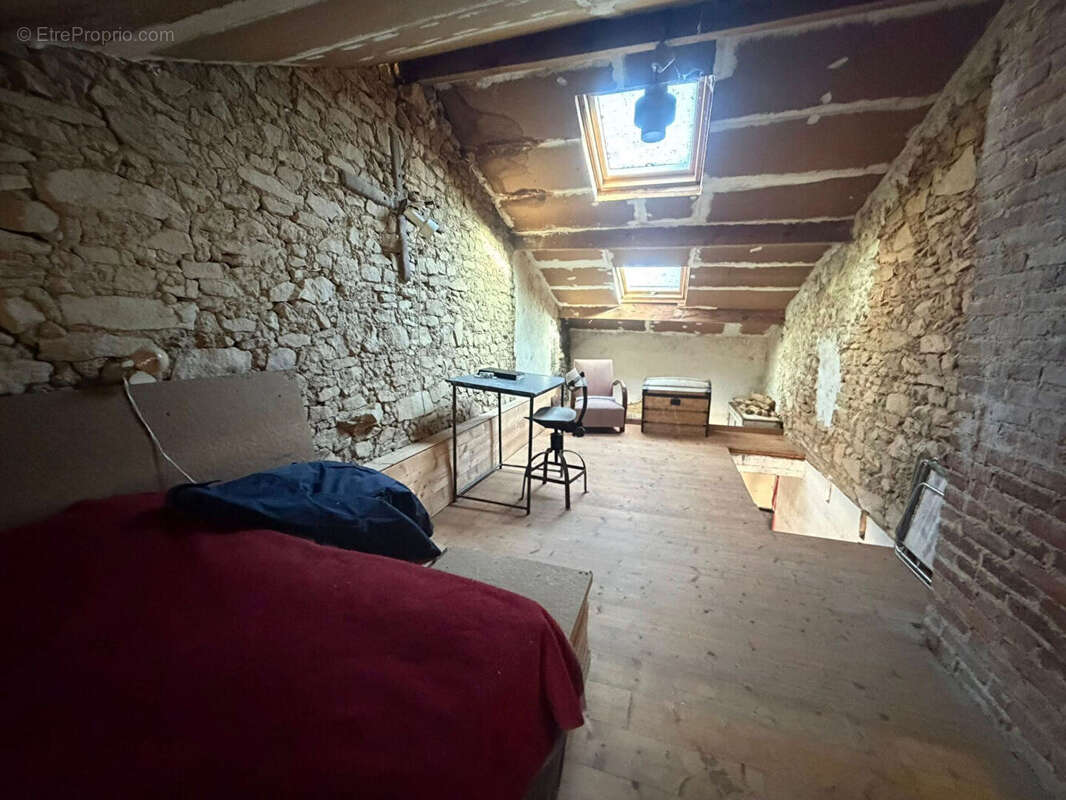 Maison à VILLEFAVARD