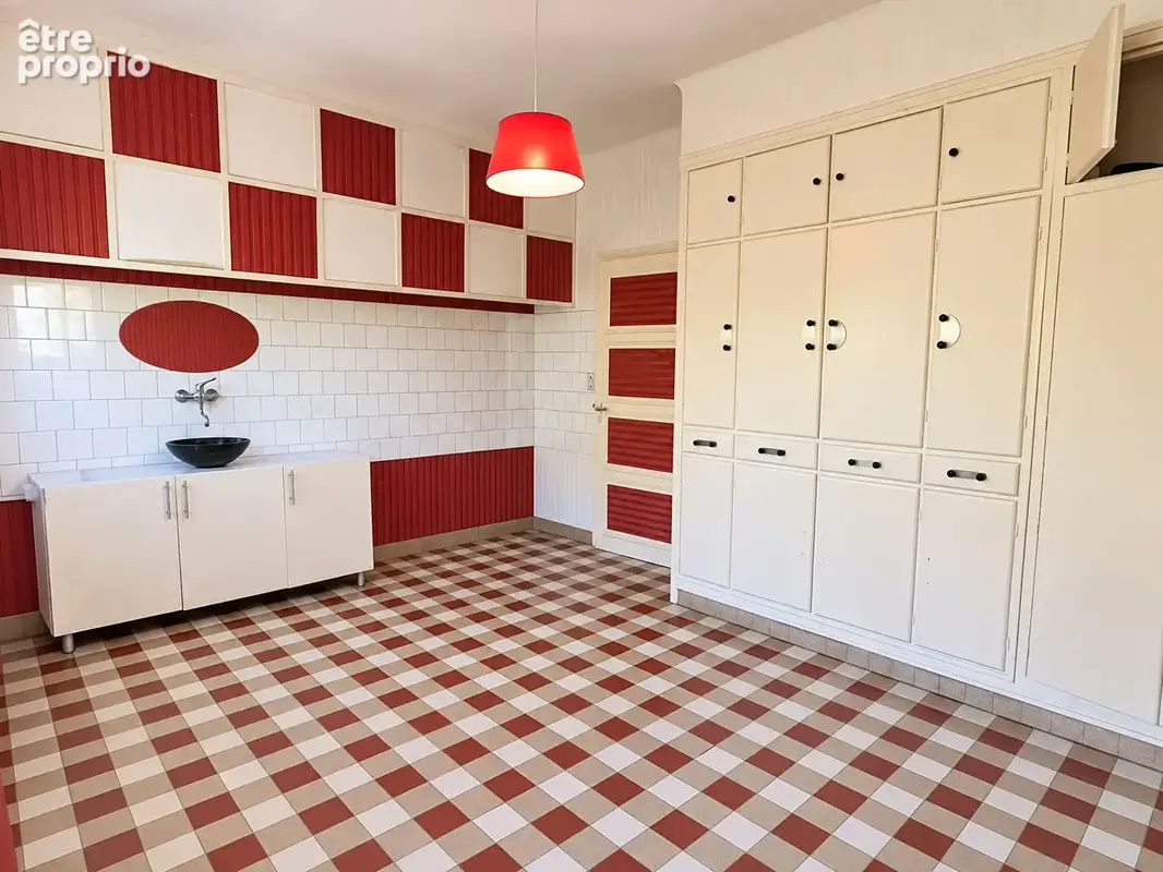 Ref : dyptique5 : pavillon avec garage piscine et jardin - photo 9