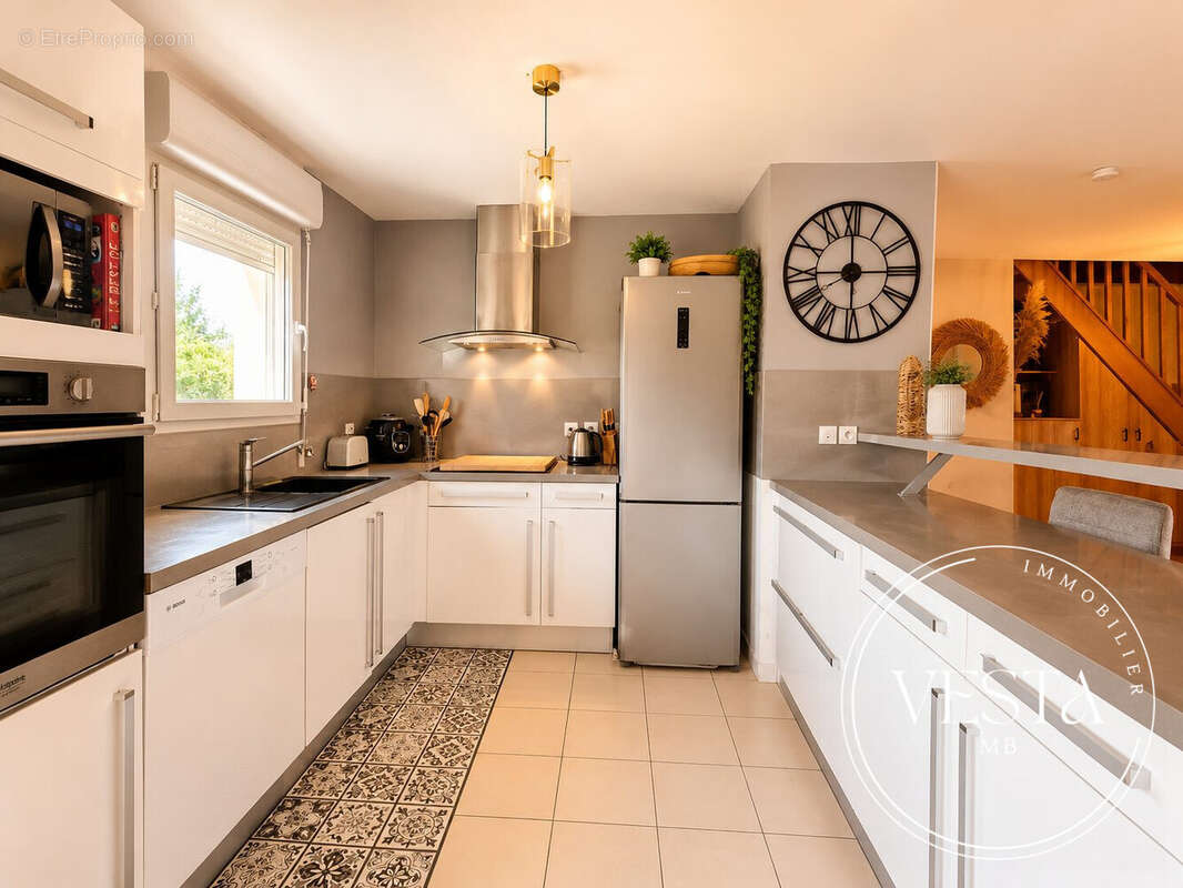 Maison 92 m² à Treclun  - photo 9